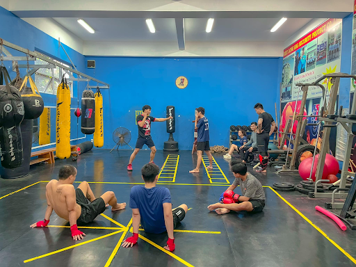 Học kick boxing giá bao nhiêu? Tìm hiểu chi phí và lựa chọn phù hợp nhất