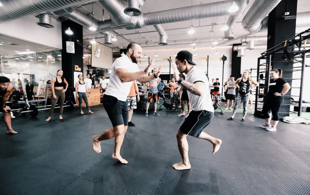 Nên học Kick Boxing hay Muay Thái? So sánh hai bộ môn