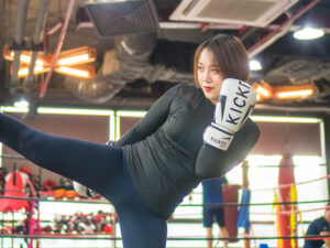 Bài tập kickboxing cho người mới bắt đầu và lịch tập luyện 